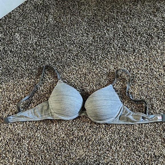 PINK Victoria's Secret Other - Victoria Secret 34A Bra